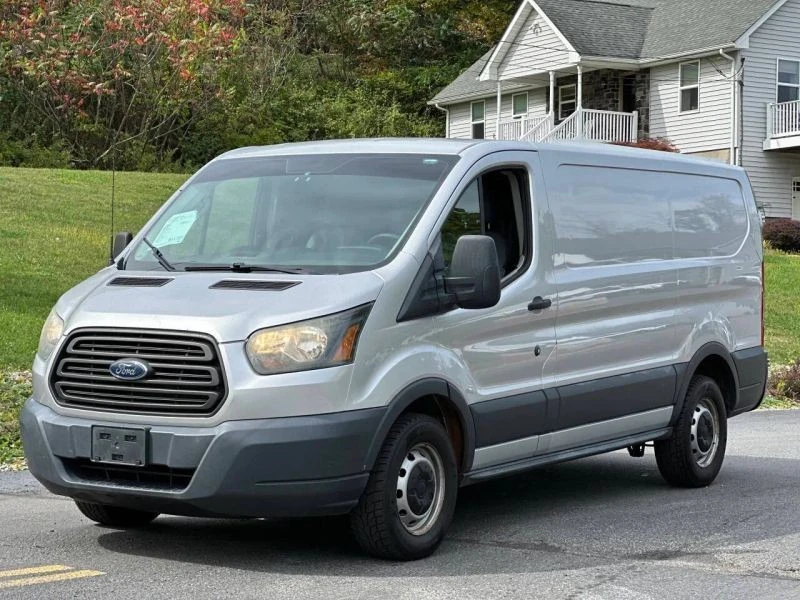 2015 Ford Transit - Image 2 of 12