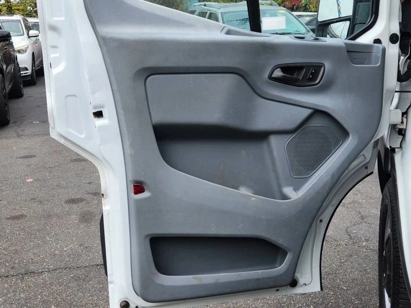 2015 Ford Transit - Image 10 of 12