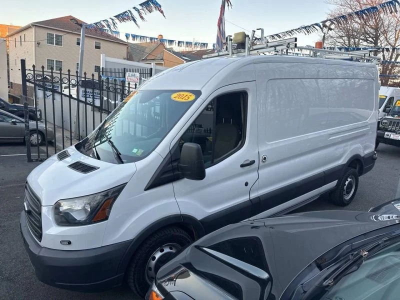 2015 Ford Transit - Image 2 of 9