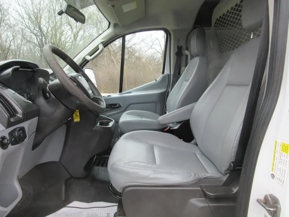 2015 Ford Transit - Image 26 of 31