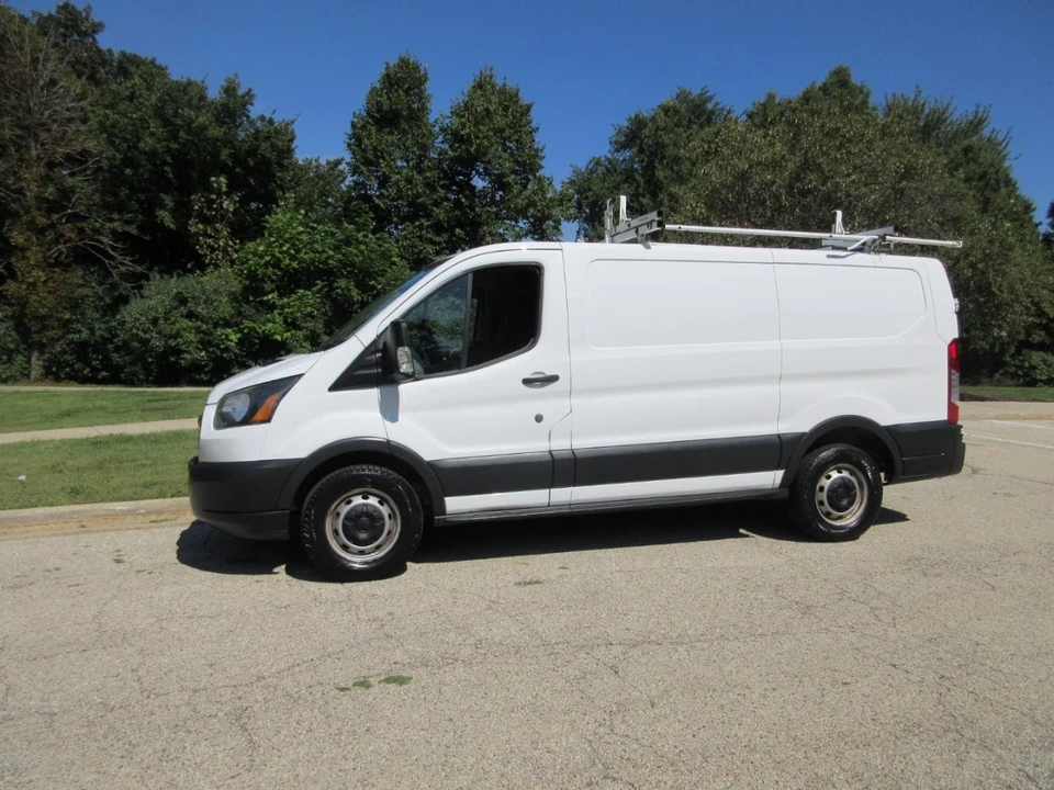 2015 Ford Transit - Image 25 of 31