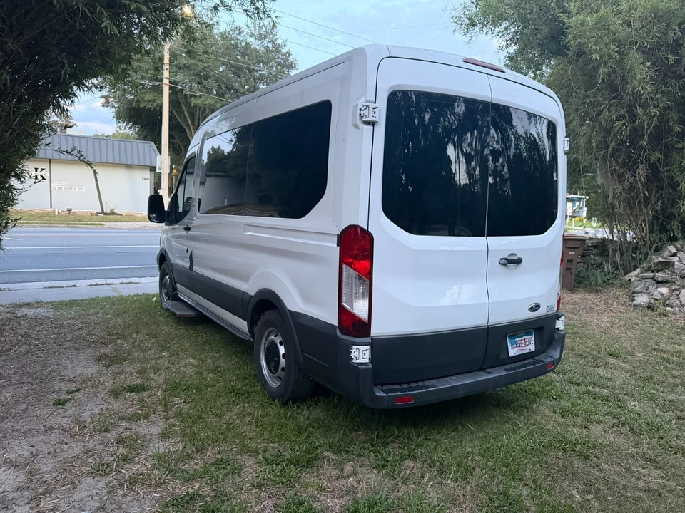 2015 Ford Transit - Image 14 of 31