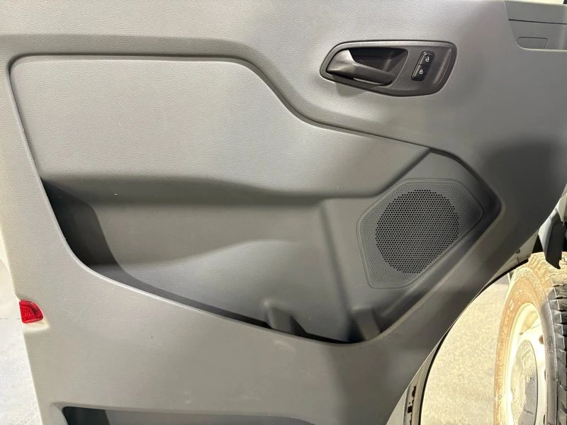 2015 Ford Transit - Image 10 of 12