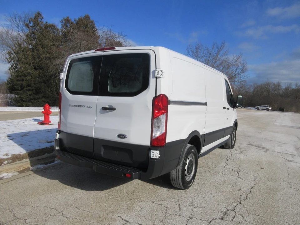 2015 Ford Transit - Image 9 of 21