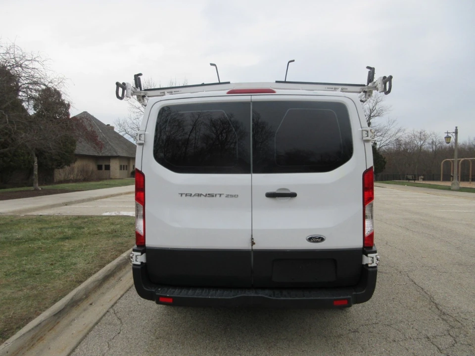 2015 Ford Transit - Image 11 of 21