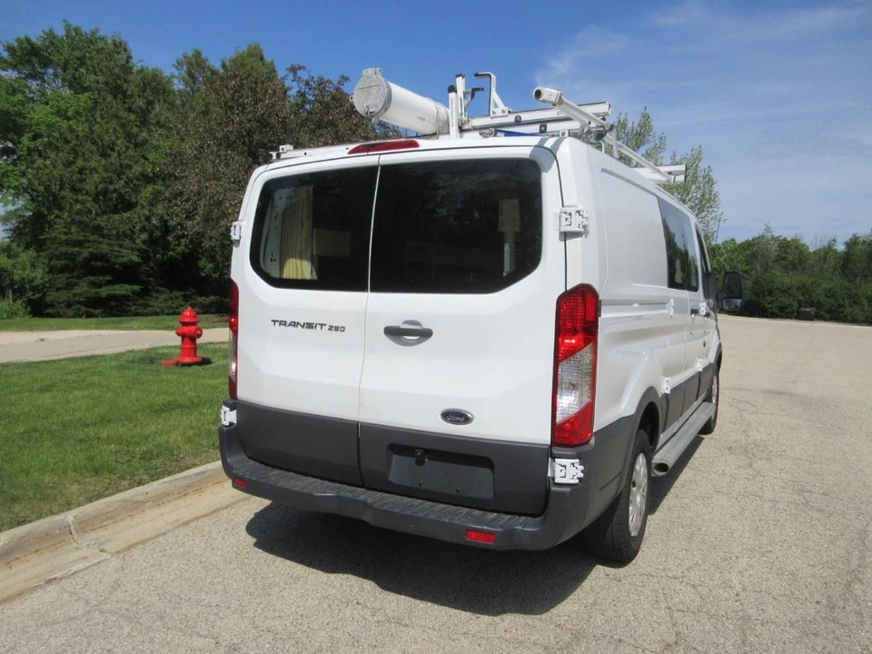2015 Ford Transit - Image 9 of 31
