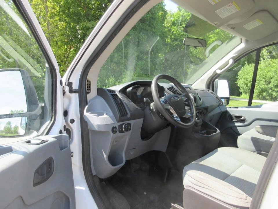 2015 Ford Transit - Image 24 of 31