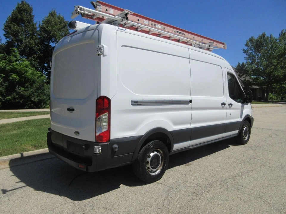 2015 Ford Transit - Image 9 of 31