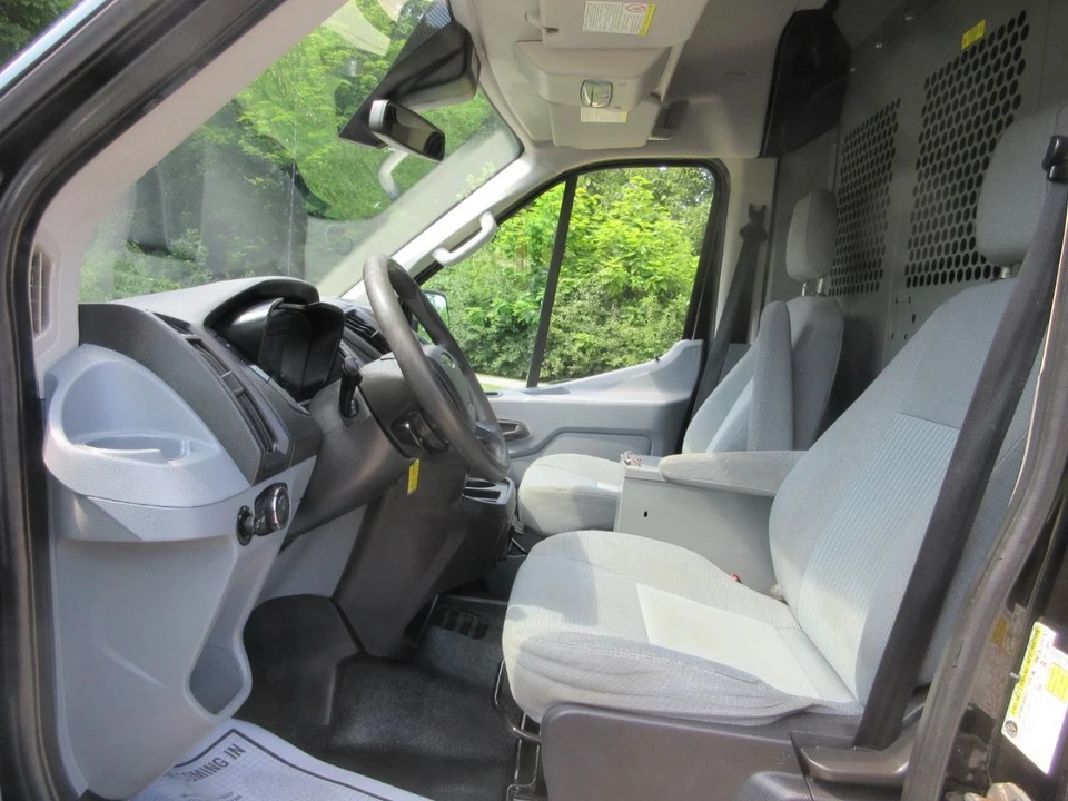 2015 Ford Transit - Image 25 of 31
