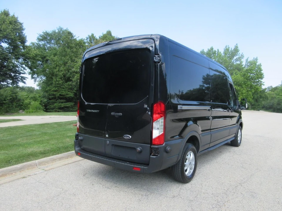 2015 Ford Transit - Image 8 of 31