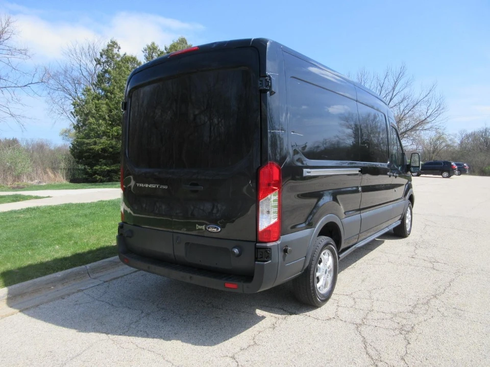 2015 Ford Transit - Image 10 of 21
