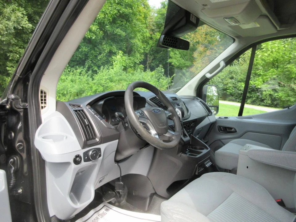 2015 Ford Transit - Image 24 of 31