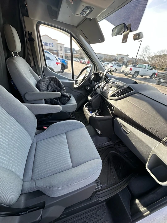 2015 Ford Transit - Image 9 of 10