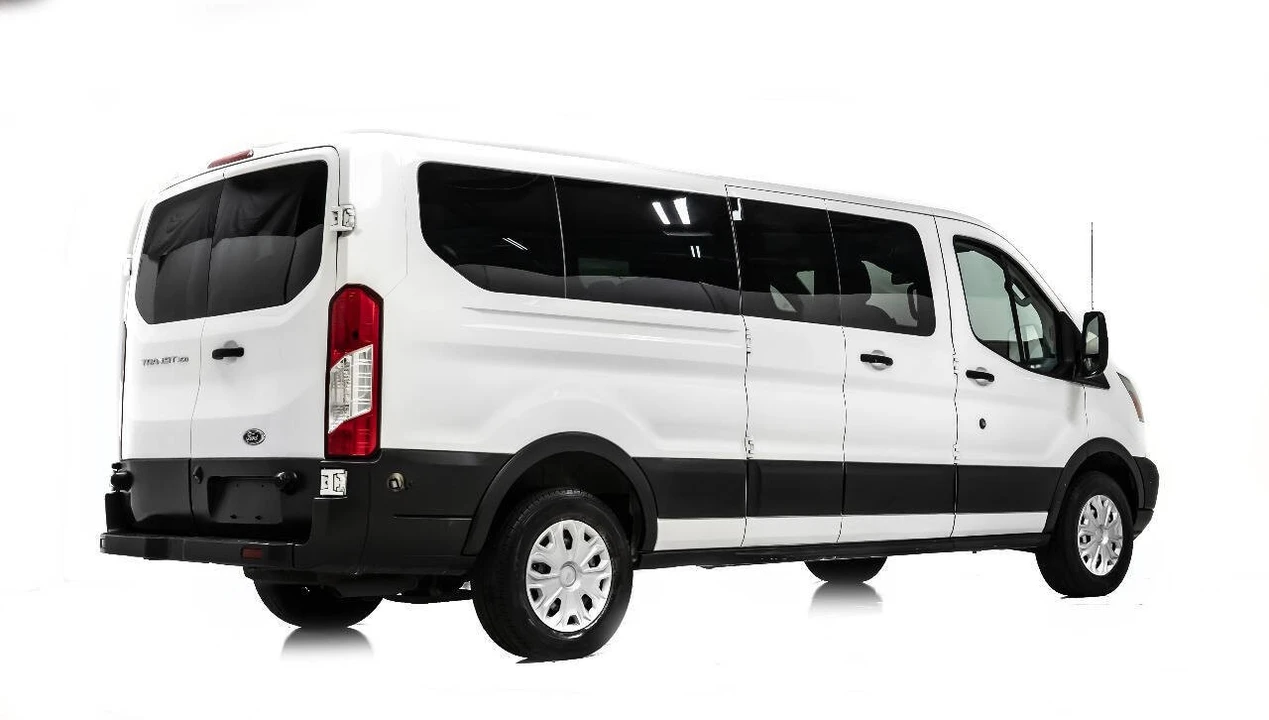 2015 Ford Transit - Image 3 of 31