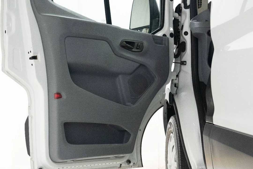 2015 Ford Transit - Image 22 of 31