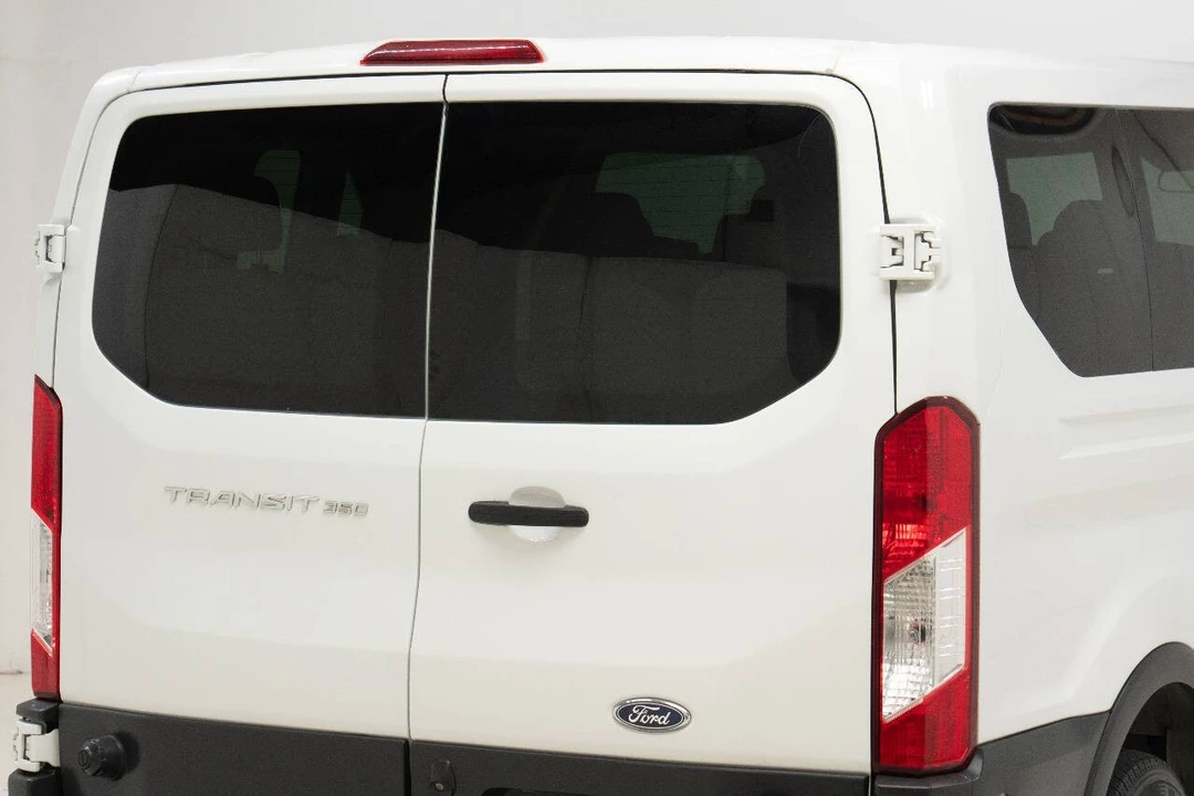 2015 Ford Transit - Image 13 of 31