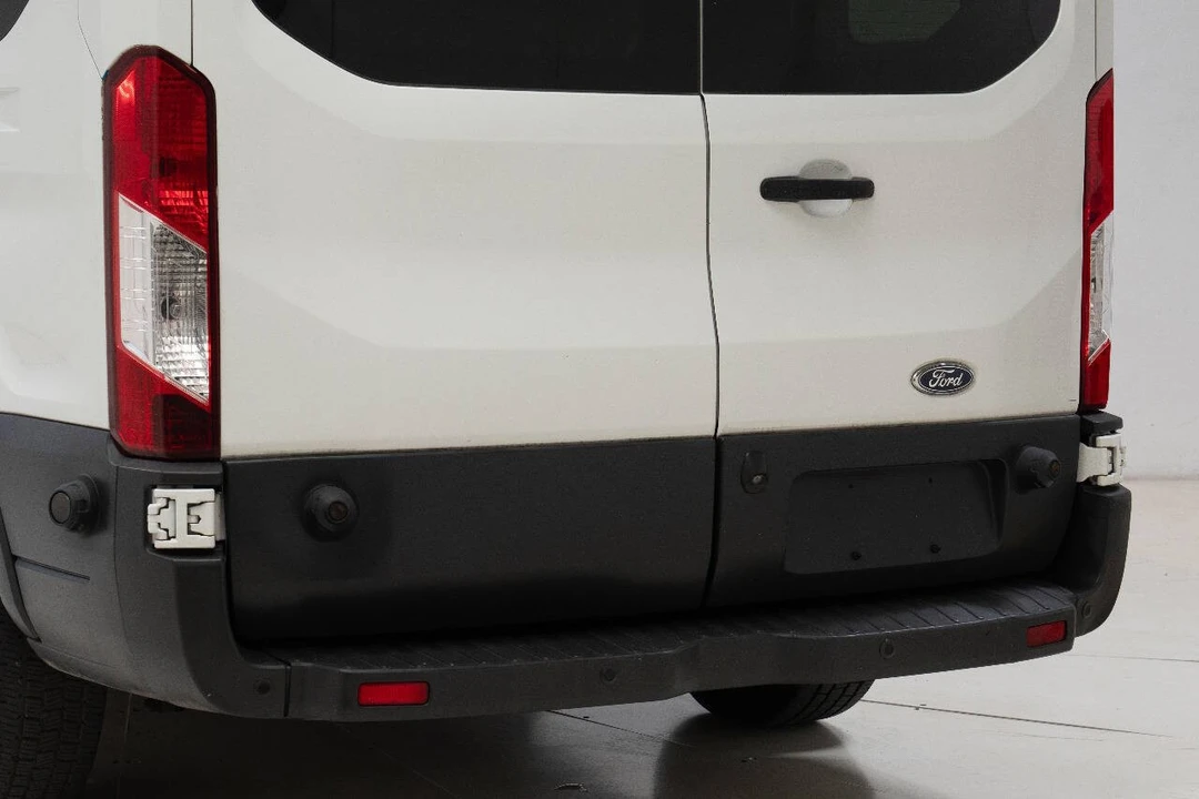 2015 Ford Transit - Image 14 of 31