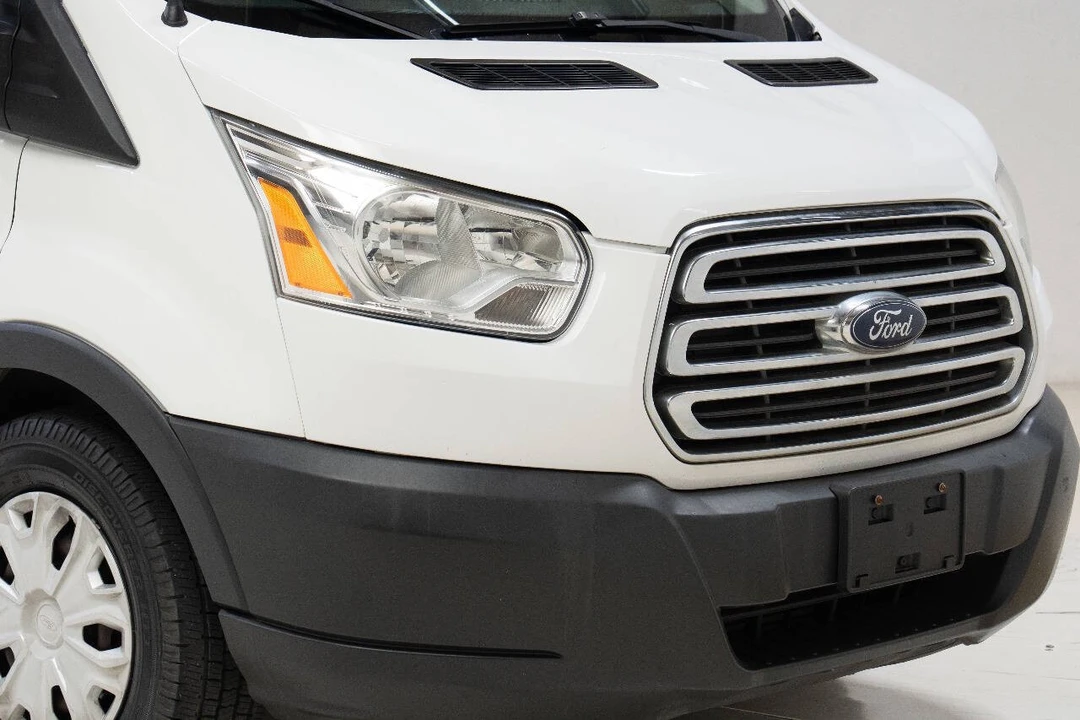 2015 Ford Transit - Image 11 of 31