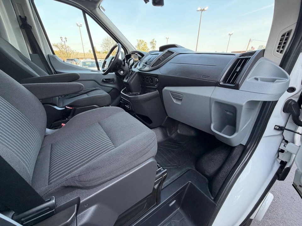 2015 Ford Transit - Image 22 of 29
