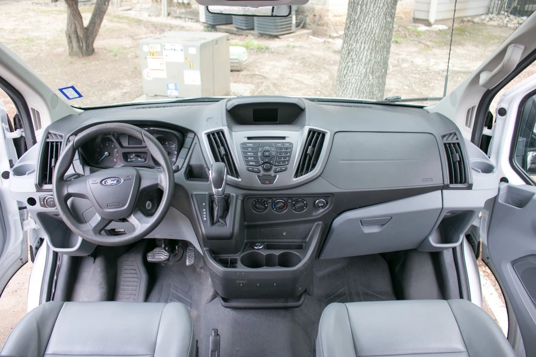 2015 Ford Transit - Image 7 of 10