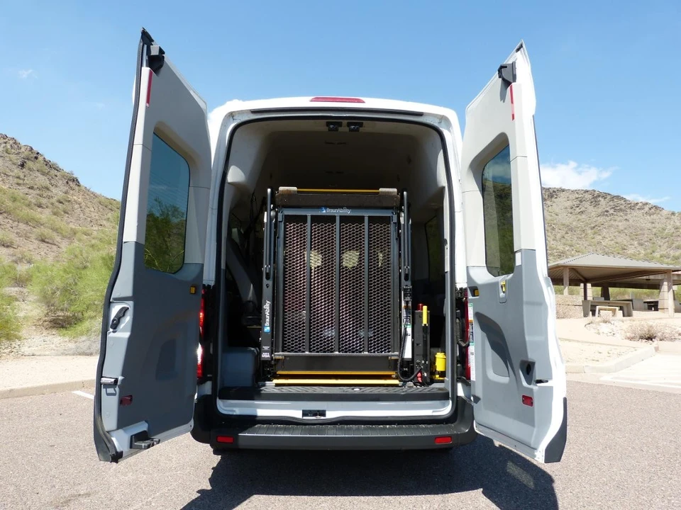 2015 Ford Transit - Image 29 of 31
