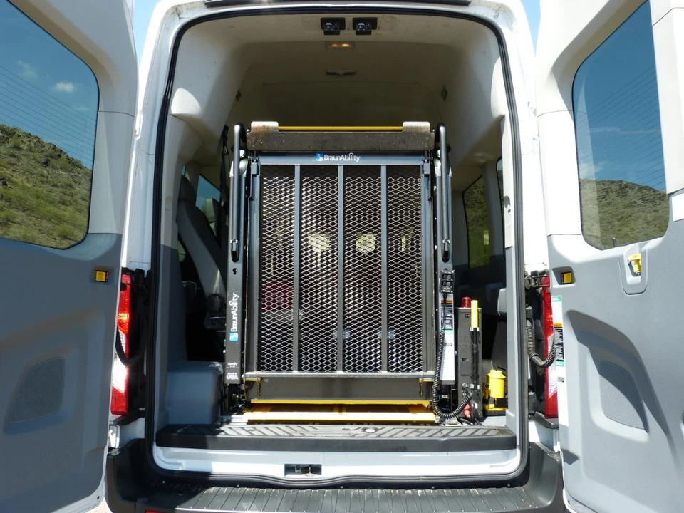 2015 Ford Transit - Image 23 of 31