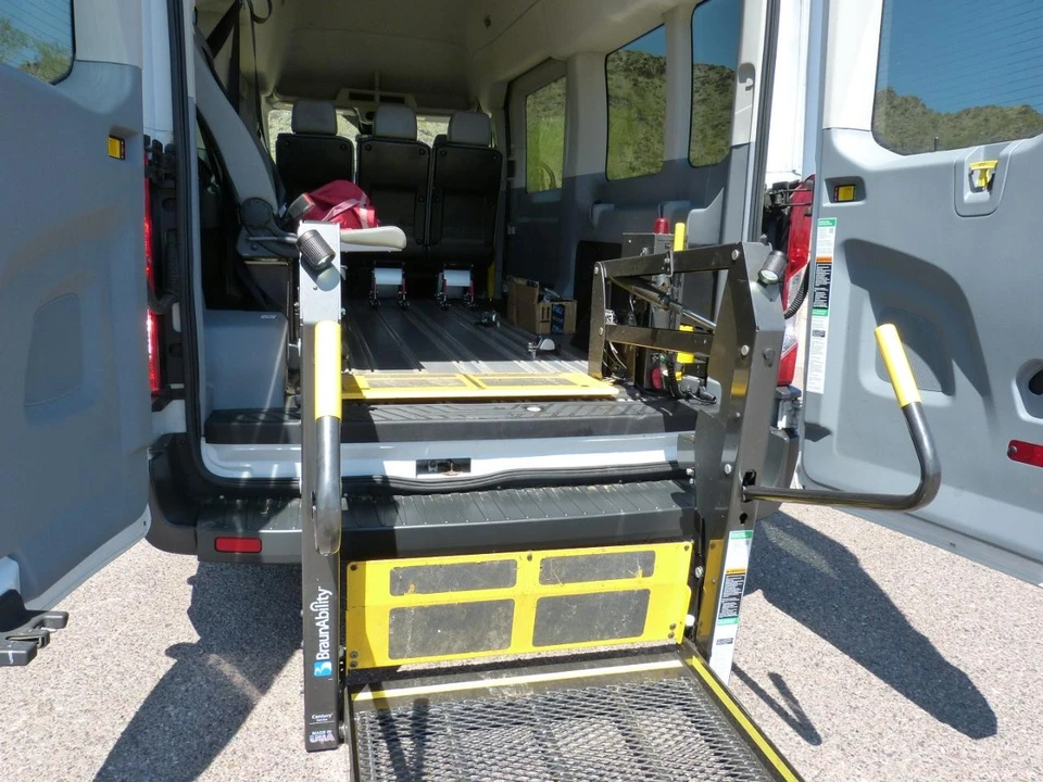 2015 Ford Transit - Image 11 of 31