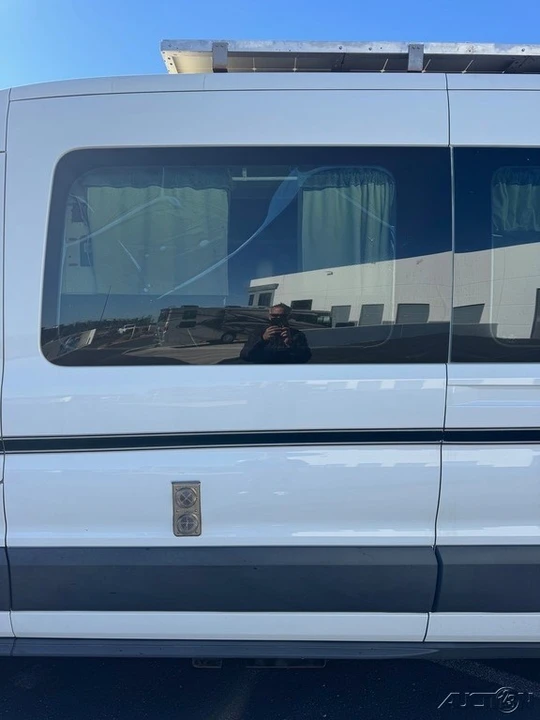 2015 Ford Transit - Image 14 of 21