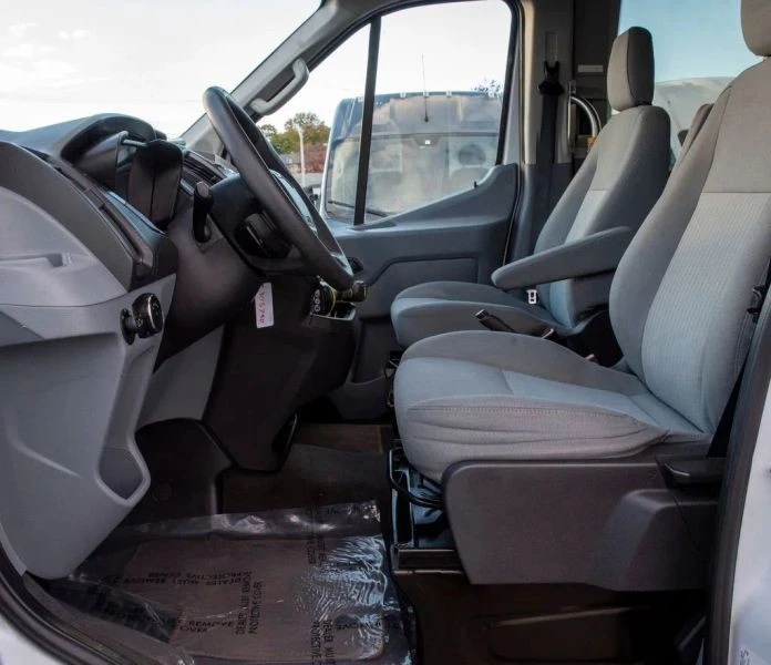 2015 Ford Transit - Image 11 of 12