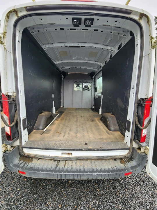 2015 Ford Transit - Image 7 of 9