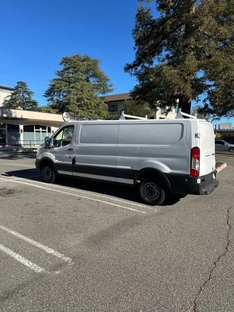 2015 Ford Transit - Image 2 of 4