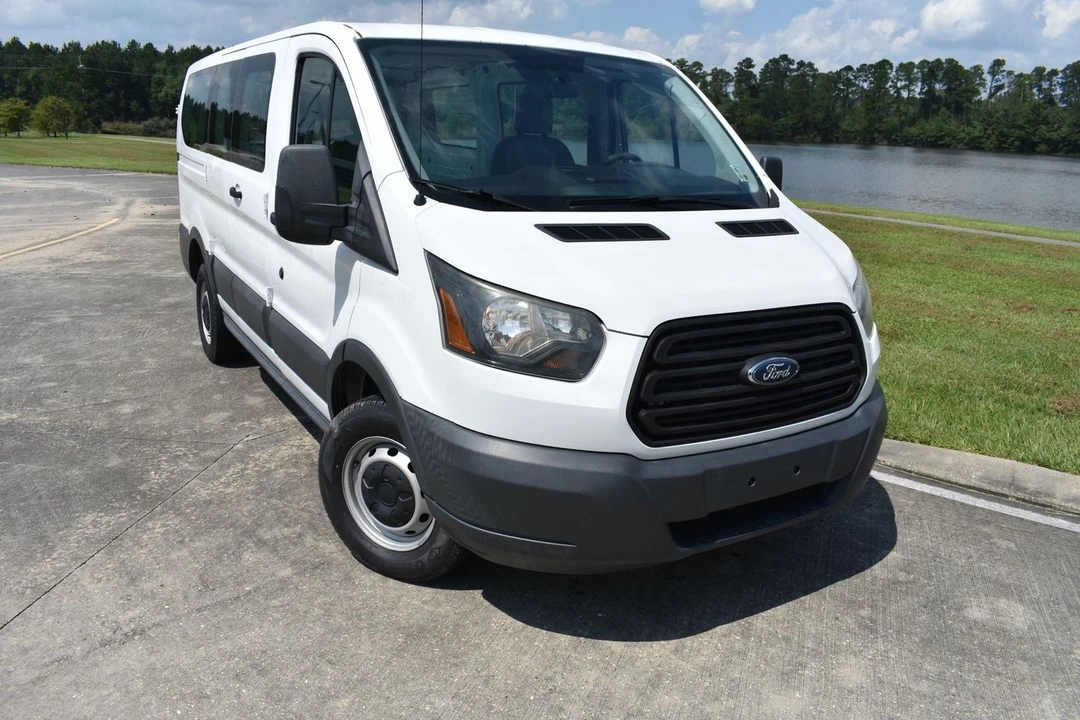 2015 Ford Transit - Image 2 of 12