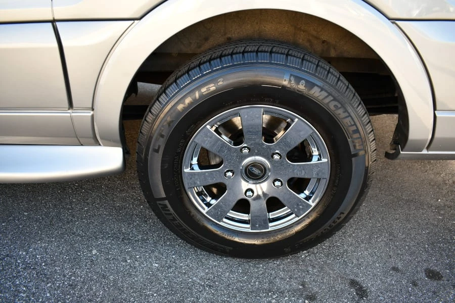 2015 Ford Transit - Image 11 of 13