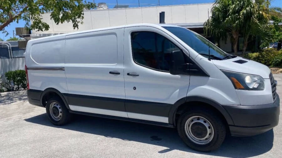 2015 Ford Transit - Image 2 of 14