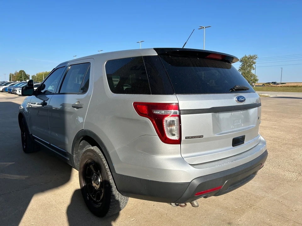 2015 Ford Explorer 5th Gen - Image 6 of 12