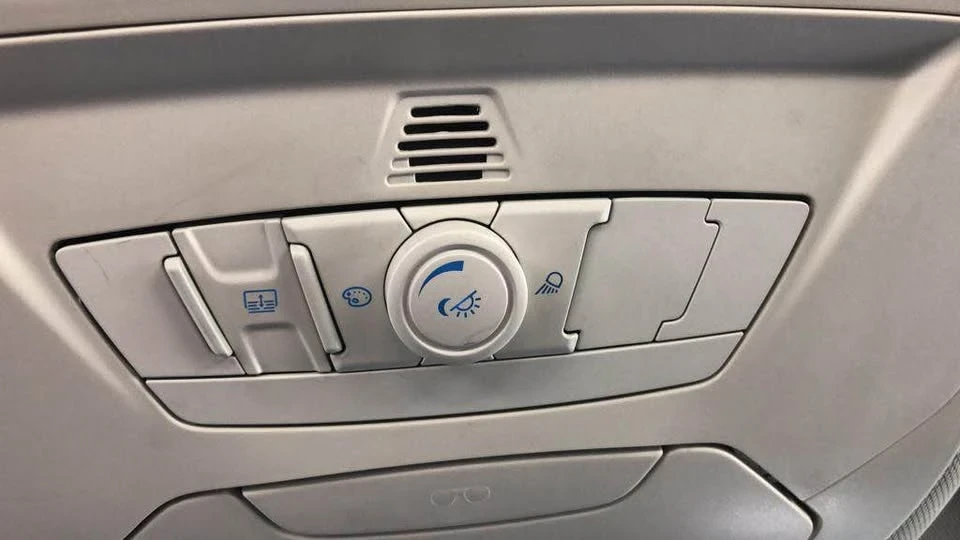 2015 Ford C-Max - Image 2 of 4
