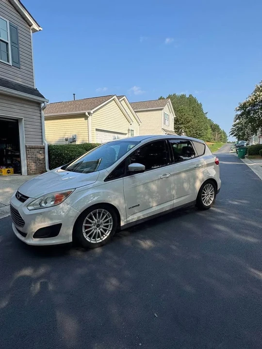 2015 Ford C-Max - Image 2 of 11