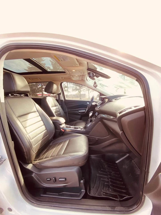 2015 Ford Escape - Image 10 of 17