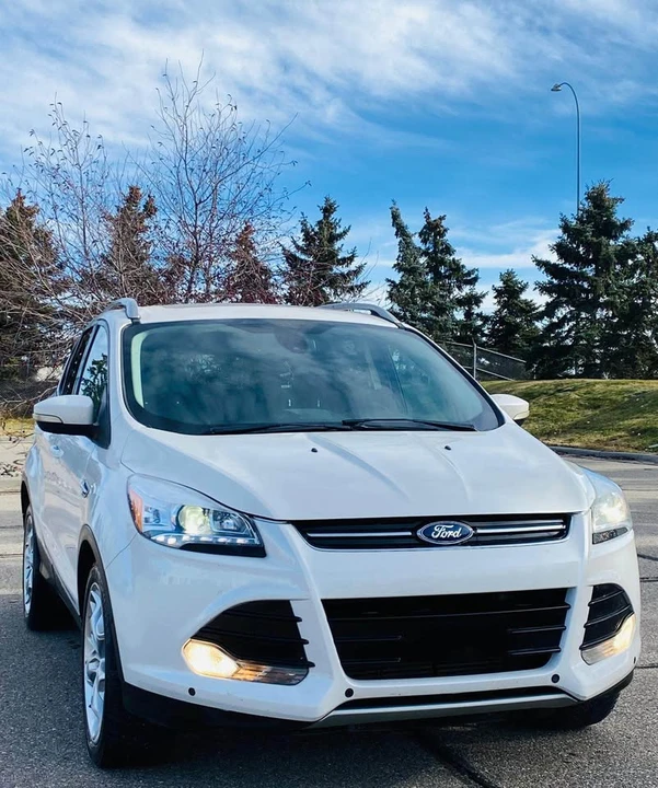 2015 Ford Escape - Image 2 of 17