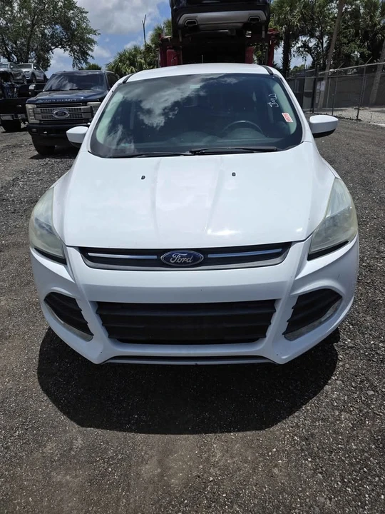 2015 Ford Escape - Image 2 of 11
