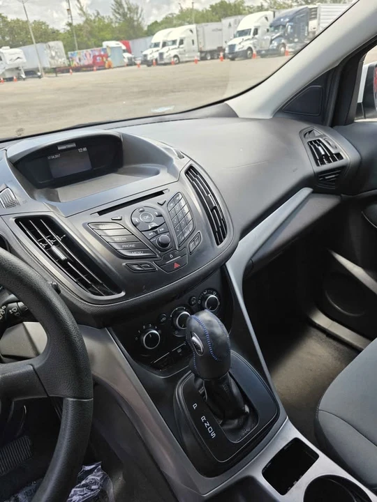 2015 Ford Escape - Image 9 of 11