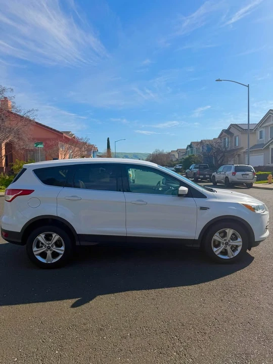 2015 Ford Escape - Image 9 of 19