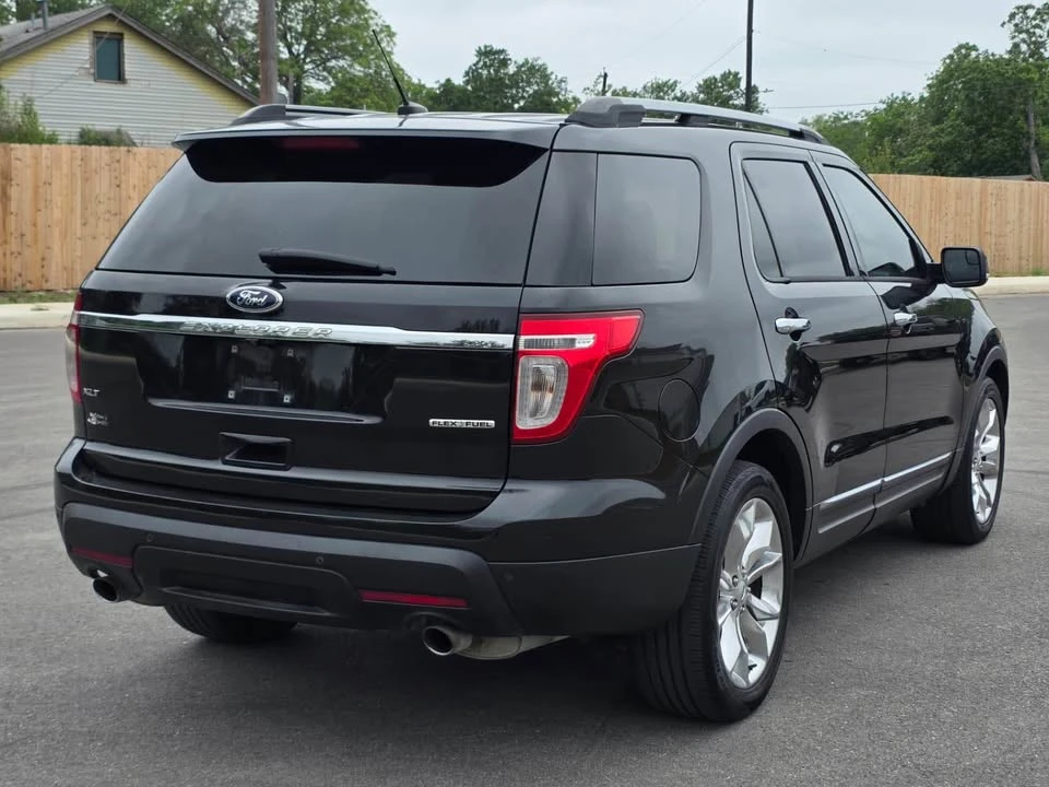 2015 Ford Explorer 5th Gen - Image 8 of 17