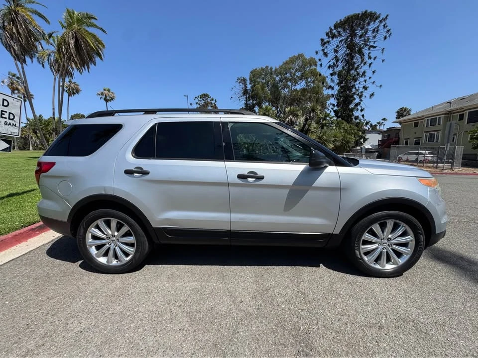 2015 Ford Explorer 5th Gen - Image 4 of 20