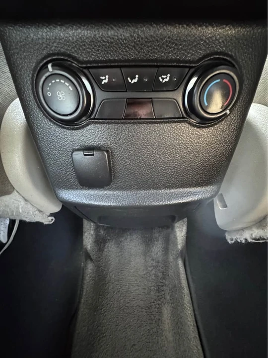 2015 Ford Explorer 5th Gen - Image 10 of 20
