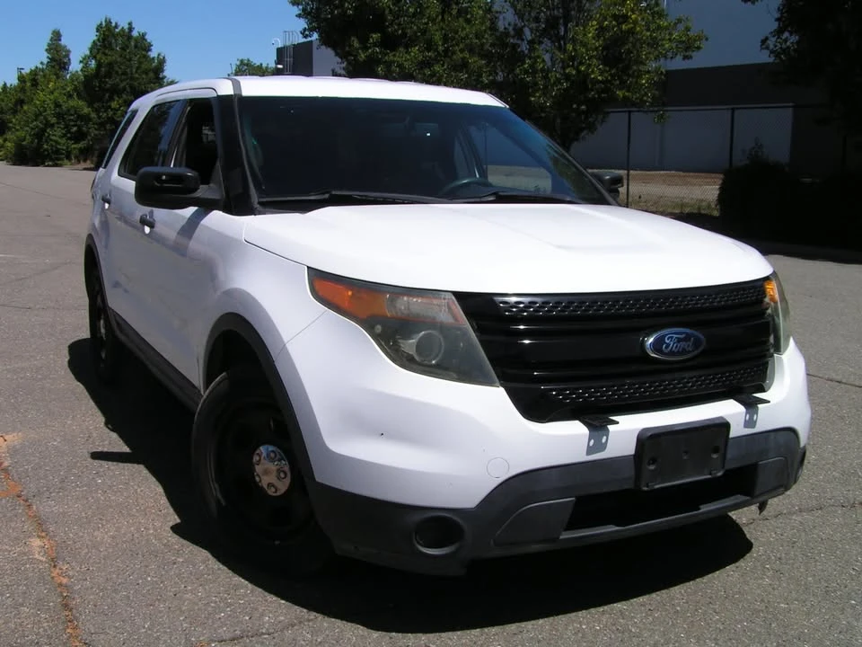 2015 Ford Explorer 5th Gen - Image 2 of 18