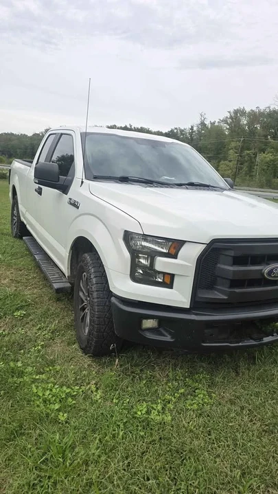 2015 Ford F-150 13th Gen - Image 2 of 18