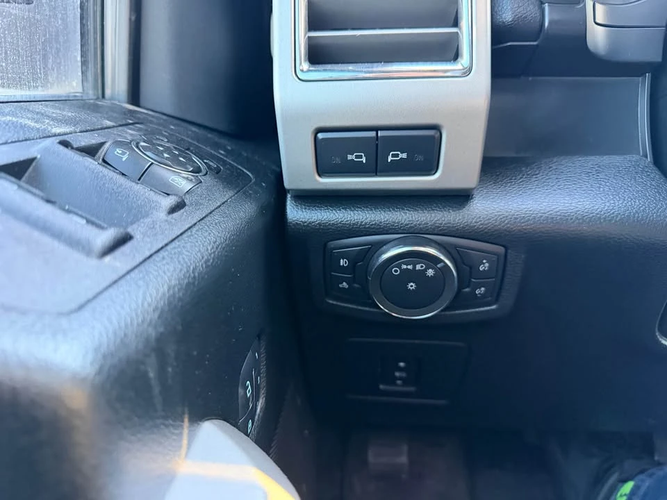 2015 Ford F-150 13th Gen - Image 17 of 18