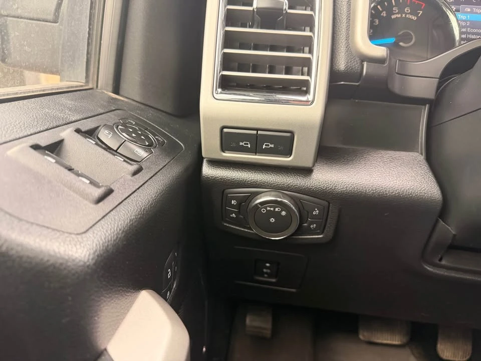 2015 Ford F-150 13th Gen - Image 15 of 17