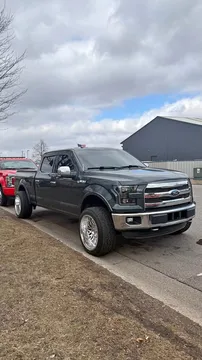2015 Ford F-150 SuperCrew Cab Lariat